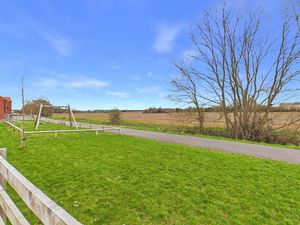 Views to Front- click for photo gallery